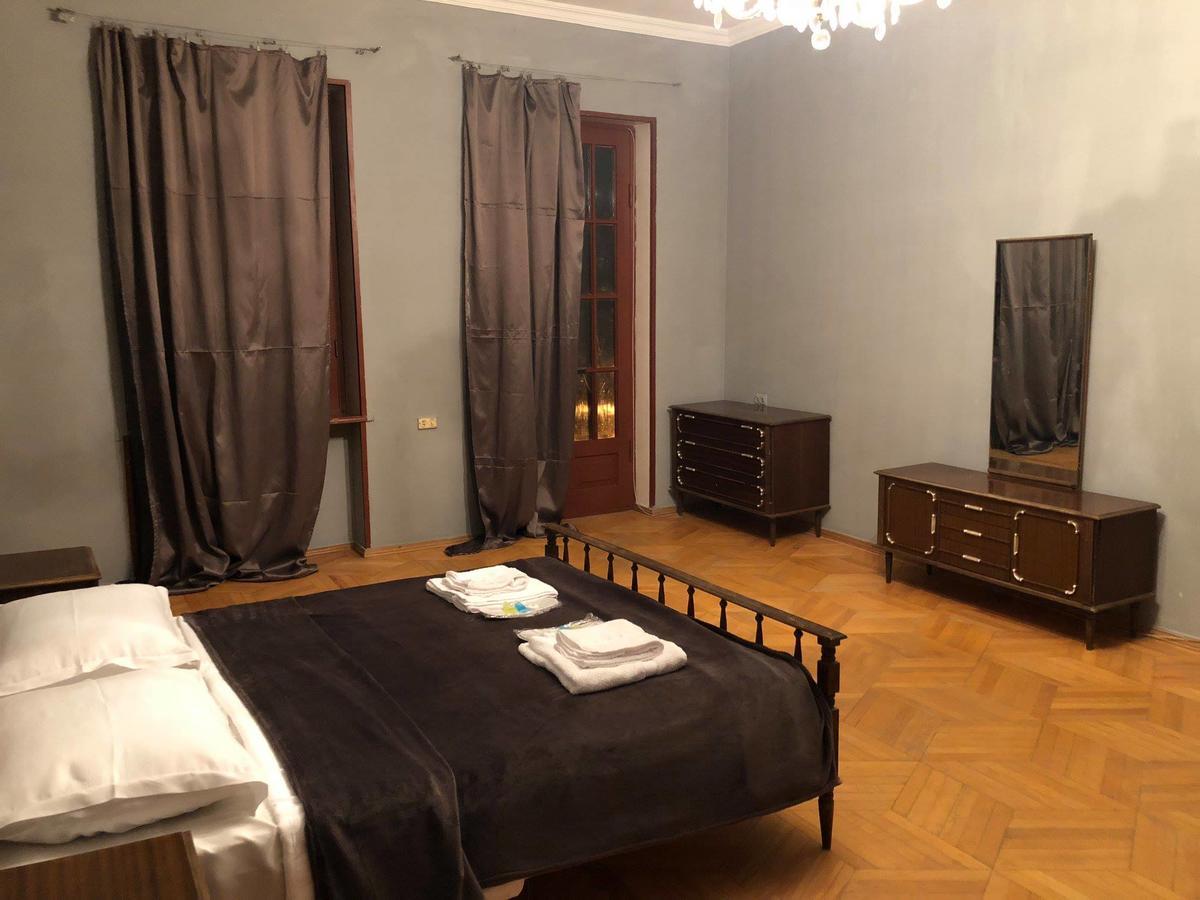 Lucky Family Hotel Tbilisi Eksteriør billede