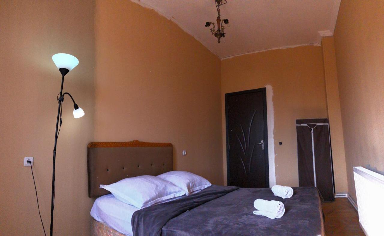 Lucky Family Hotel Tbilisi Eksteriør billede